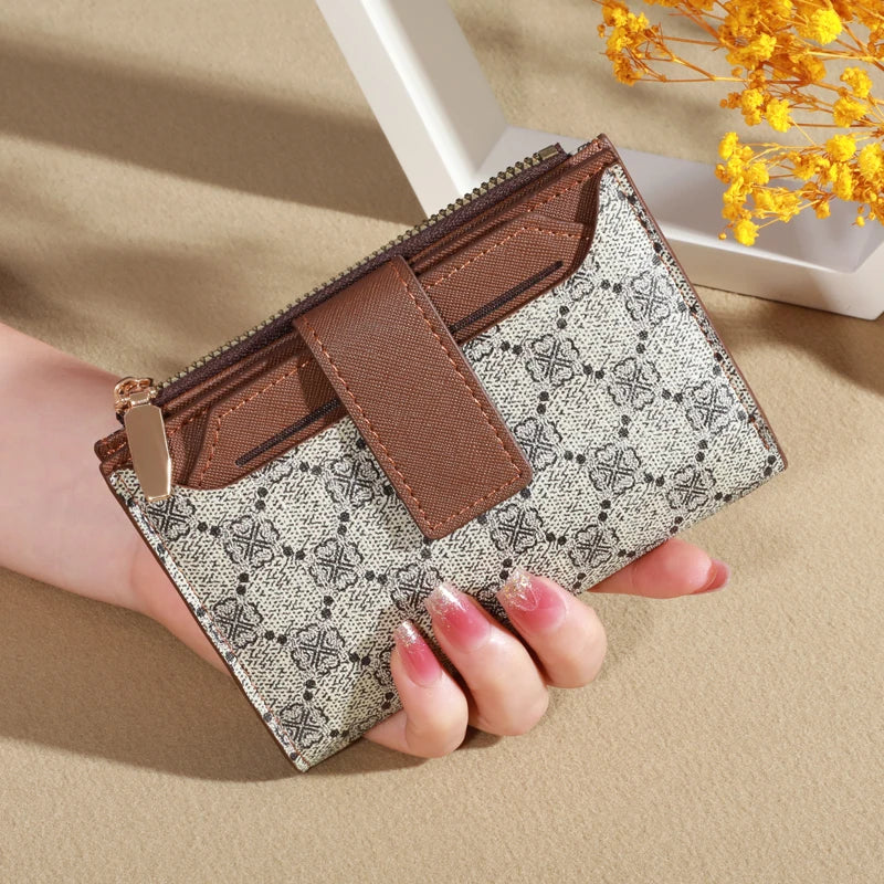 Women's Vintage Credit Card Holder